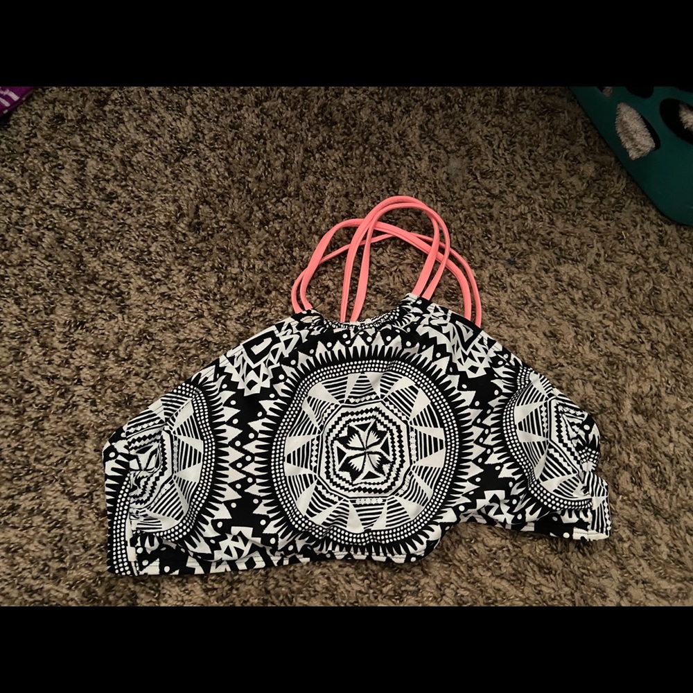 Geometric patterned, halter bikini top